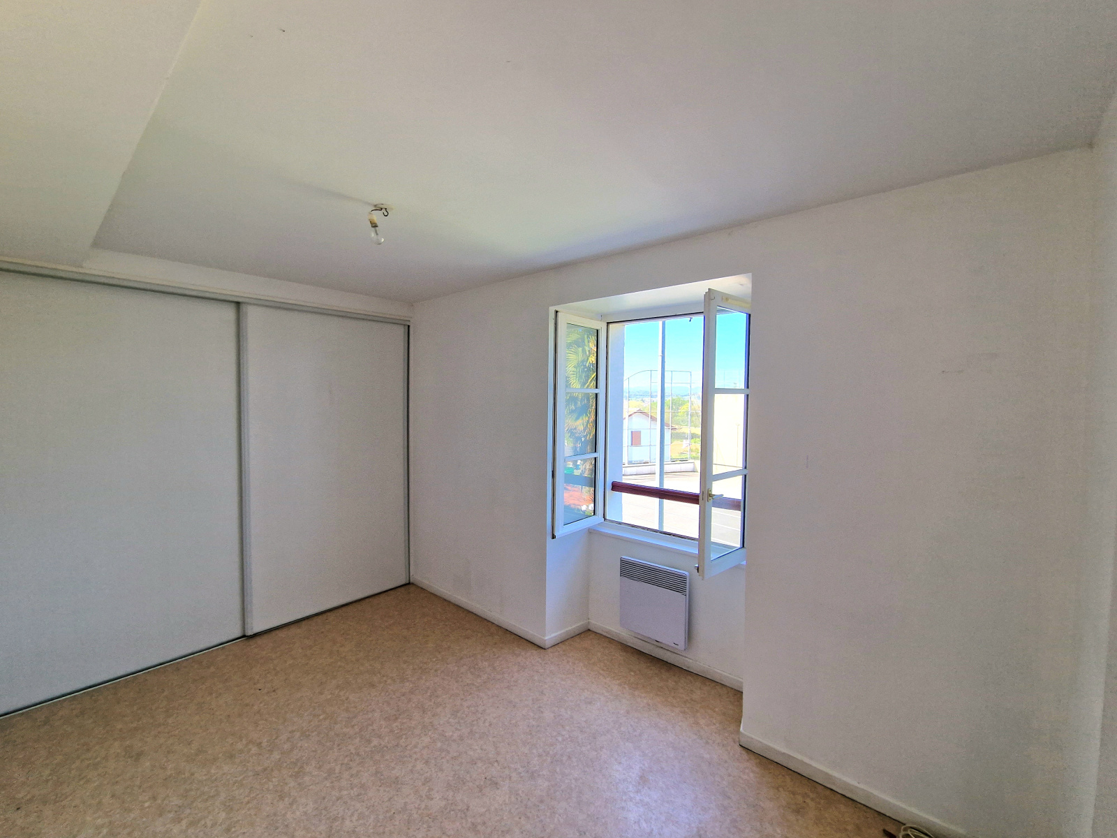 Image_, Immeuble, Saint-Palais, ref :227